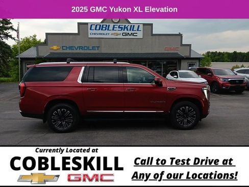 Used 2025 GMC Yukon XL Elevation w/ LPO, Elevation Black Package AWD/4WD image 2