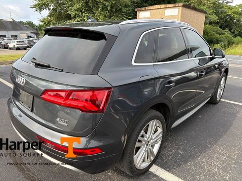 Used 2018 Audi Q5 2.0T Premium Plus w/ Premium Plus Package AWD/4WD image 5