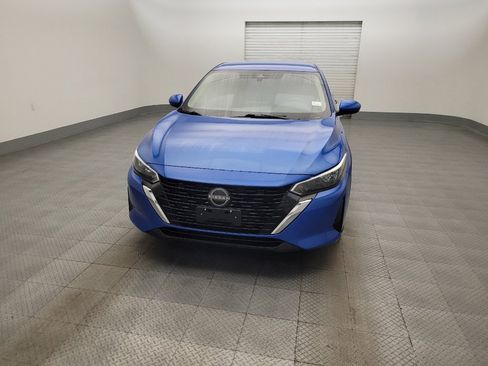 Used 2024 Nissan Sentra SV FWD image 15