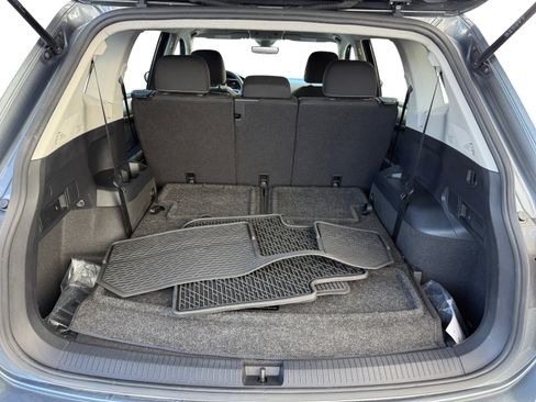 Certified 2023 Volkswagen Tiguan S image 17