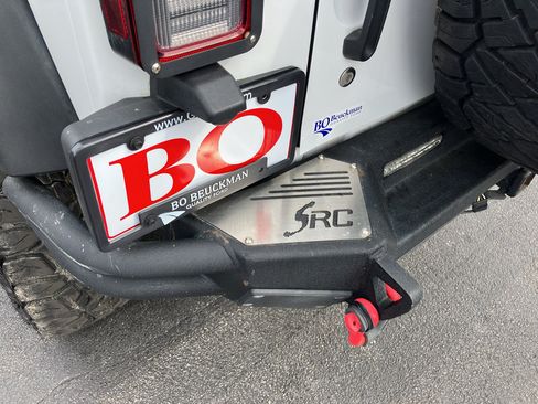 Used 2013 Jeep Wrangler Sport AWD/4WD image 33