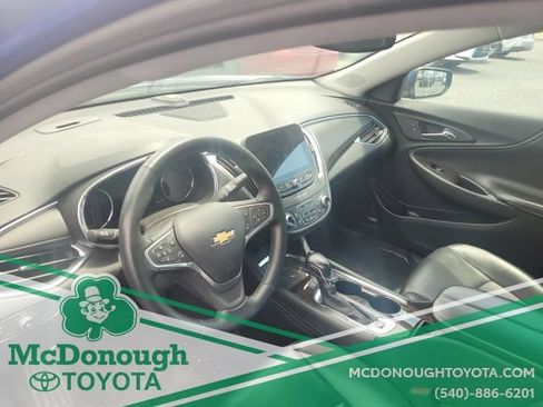 Used 2023 Chevrolet Malibu LT FWD image 11