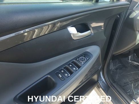 Certified 2023 Hyundai Santa Fe SEL FWD image 10