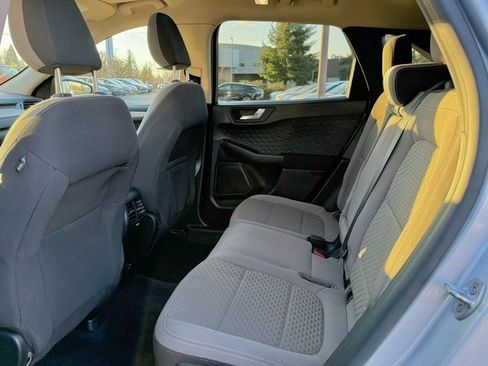 Certified 2020 Ford Escape SE image 17