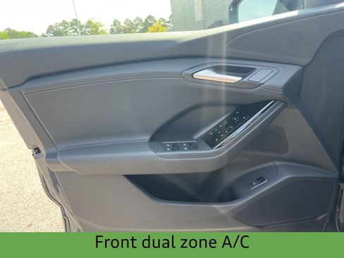 New 2025 Audi Q6 e-tron Premium image 7