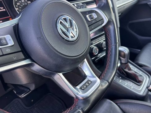 Used 2021 Volkswagen GTI SE FWD image 48