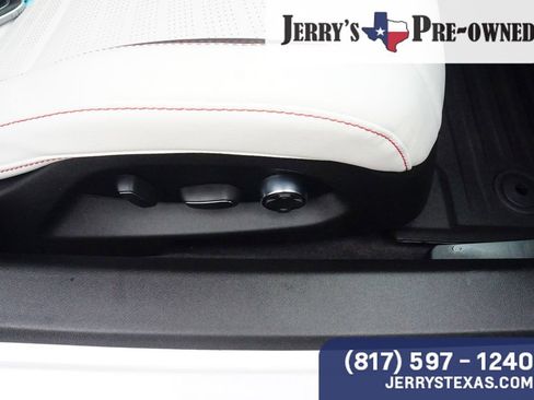 Used 2023 Chevrolet Corvette Stingray Premium Cpe image 26