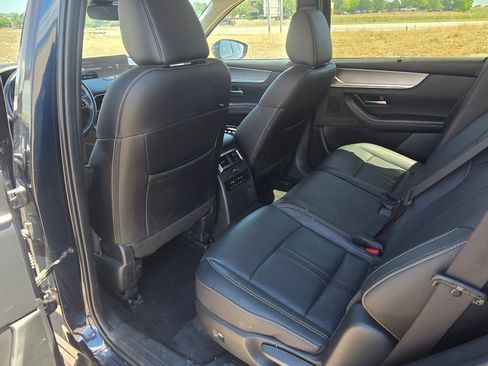 Used 2025 MAZDA CX-90 Plug-In Hybrid w/ Preferred AWD/4WD image 15