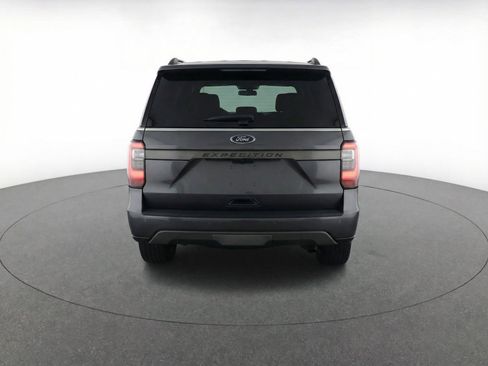 Used 2022 Ford Expedition XLT image 7