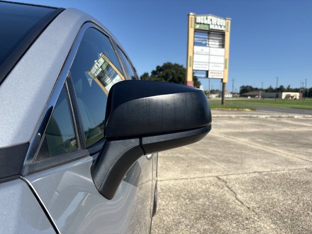Used 2023 Toyota RAV4 LE FWD image 11