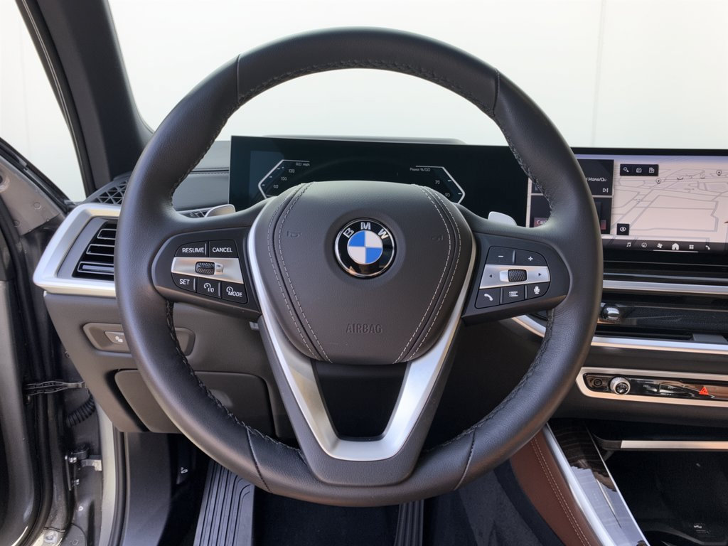 Used 2026 BMW X5 xDrive40i AWD/4WD image 10