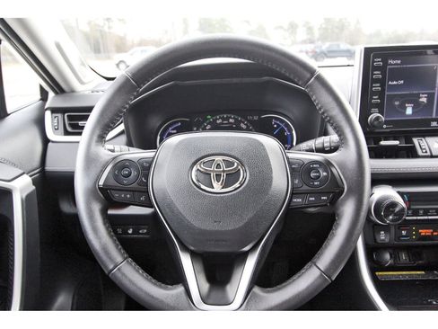 Used 2021 Toyota RAV4 Limited image 14
