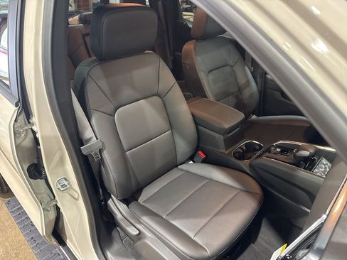 New 2026 GMC Canyon Elevation w/ Convenience Package image 36