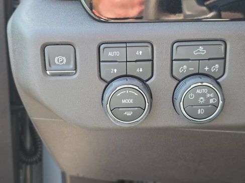 New 2026 Chevrolet Silverado 1500 RST AWD/4WD image 35