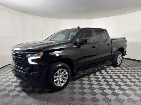 Used 2023 Chevrolet Silverado 1500 RST RWD image 5