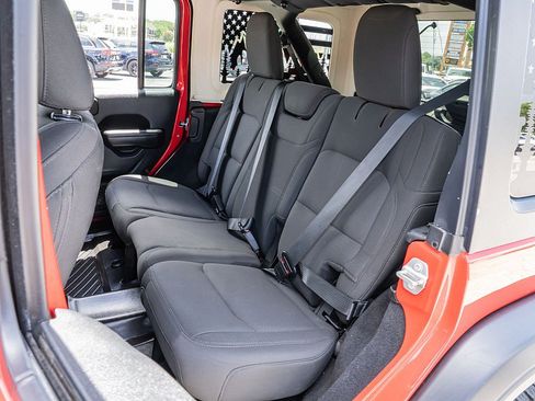 Used 2021 Jeep Wrangler Unlimited Sport AWD/4WD image 17