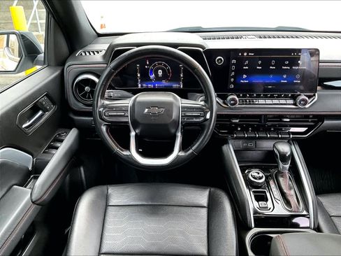 Used 2023 Chevrolet Colorado Z71 w/ Z71 Convenience Package 2 image 17