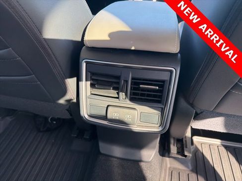 Used 2019 Subaru Forester Limited image 24