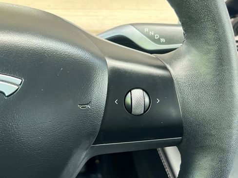 Used 2022 Tesla Model 3 Long Range AWD/4WD image 26