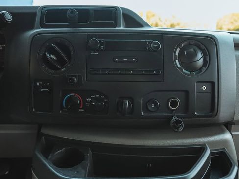 Used 2013 Ford E-150 and Econoline 150 w/ PWR Group image 20