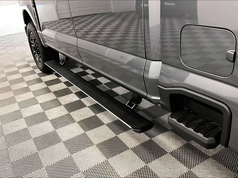Used 2026 Ford F250 Platinum AWD/4WD image 45
