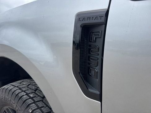 Used 2020 Ford F250 Lariat AWD/4WD image 9