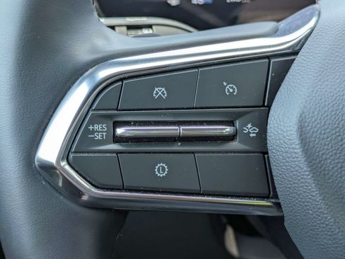 Certified 2026 Chevrolet Equinox LT AWD/4WD image 16