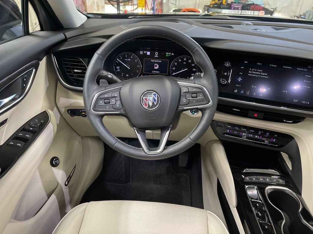 Used 2023 Buick Envision Avenir AWD/4WD image 17