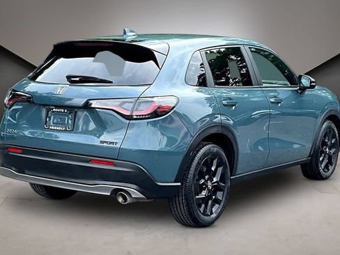 Used 2024 Honda HR-V Sport image 6