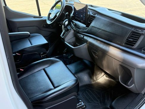 Used 2023 Ford Transit 250 Medium Roof RWD image 13