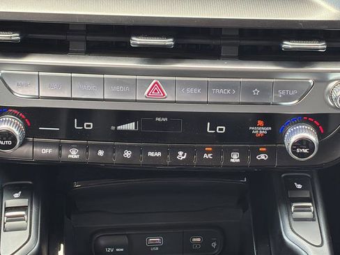 Used 2024 Kia Telluride S w/ S Sunroof Package FWD image 31