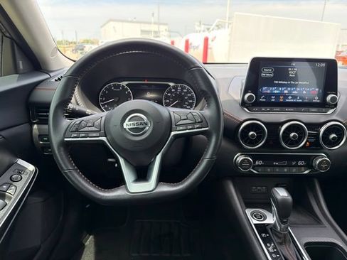 Used 2023 Nissan Sentra SR w/ Midnight Edition Package FWD image 27