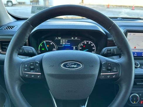 Used 2024 Ford Maverick Lariat image 30