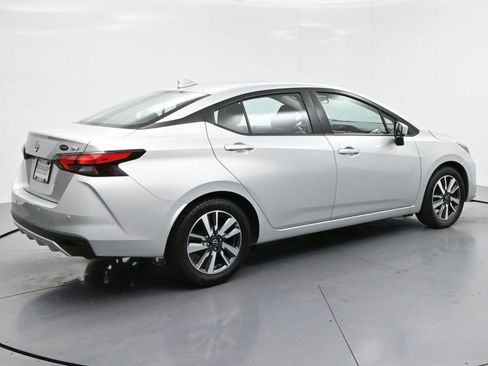 Used 2023 Nissan Versa SV FWD image 7