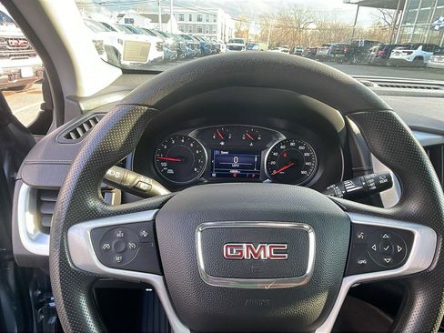 Certified 2023 GMC Terrain SLE w/ Driver Convenience Package image 15