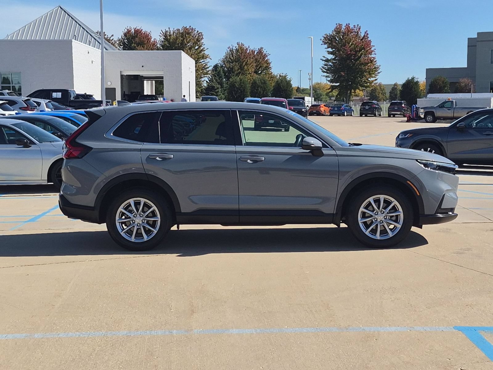 Certified 2026 Honda CR-V EX image 6