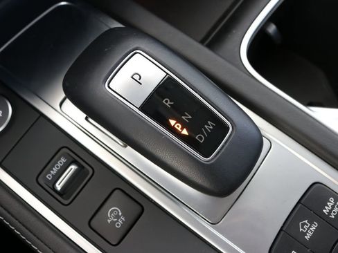 Certified 2025 INFINITI QX60 Luxe w/ Vision Package image 55