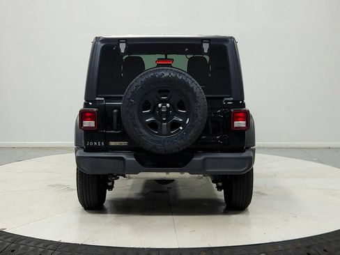Used 2021 Jeep Wrangler Unlimited Sport AWD/4WD image 7