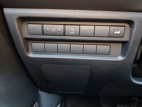 New 2026 Mitsubishi Outlander SE image 22