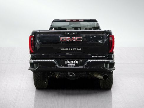 Used 2025 GMC Sierra 2500 Denali w/ Denali Reserve Package AWD/4WD image 4