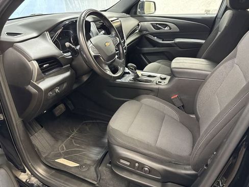Certified 2022 Chevrolet Traverse LT image 11