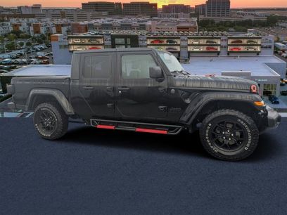 Used 2024 Jeep Gladiator Sport