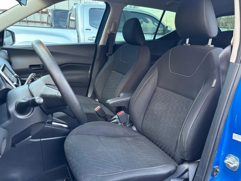 Used 2021 Nissan Kicks S image 15