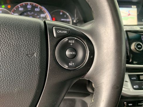 Used 2015 Honda Accord EX-L image 19