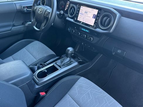 Certified 2023 Toyota Tacoma TRD Off-Road image 15