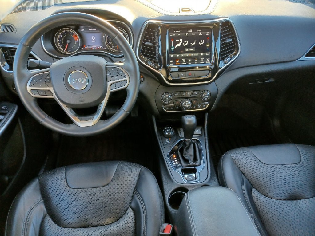 Used 2019 Jeep Cherokee Limited AWD/4WD image 24