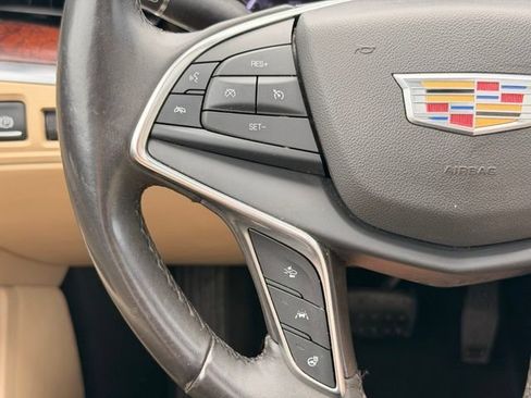 Used 2018 Cadillac XT5 Luxury w/ Driver Awareness Package FWD image 29
