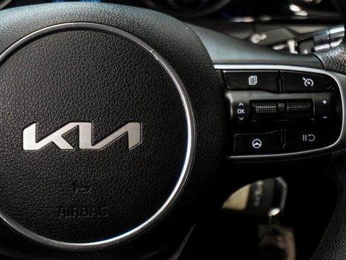 Used 2022 Kia K5 LX image 14