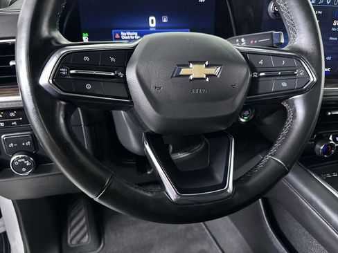 Used 2025 Chevrolet Tahoe LT AWD/4WD image 11