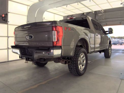 Used 2018 Ford F250 Lariat w/ Chrome Package AWD/4WD image 5